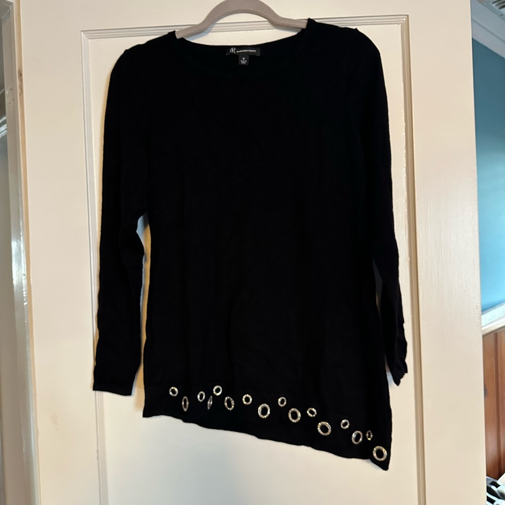 Black Top with Silver Accents